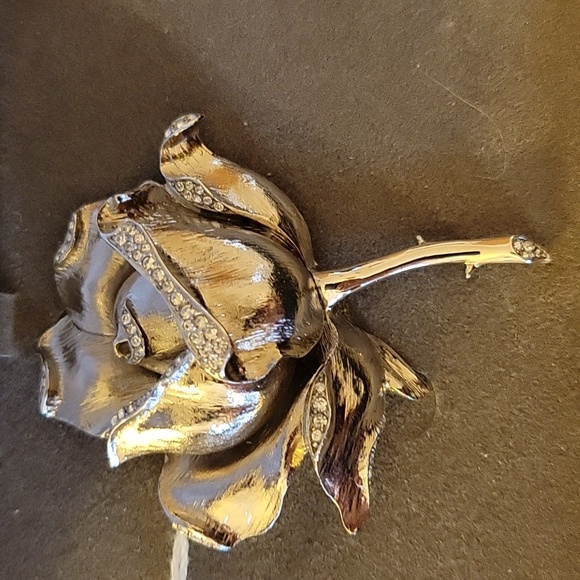 NOLAN MILLER SILVER ROSE PIN - Picture 4 of 4